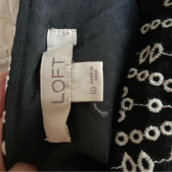 LOFT embroidered skirt - Picture 7 of 7